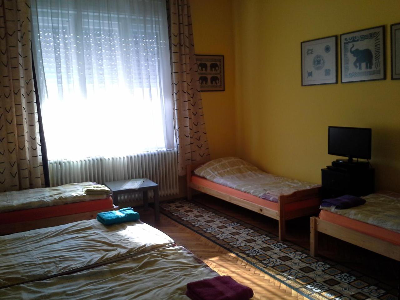 Levandium Apartman Apartamento Miskolc Exterior foto